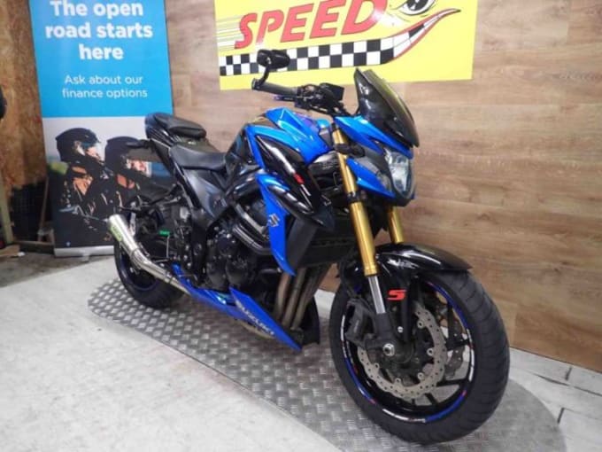 2025 Suzuki Gsxs 750 Al7 Abs