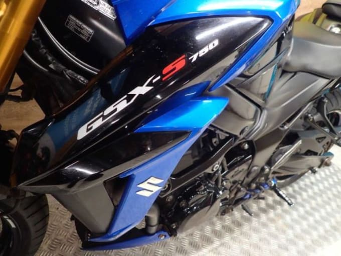 2025 Suzuki Gsxs 750 Al7 Abs