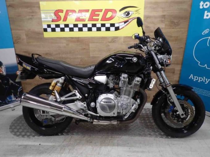 2025 Yamaha Xjr 1300