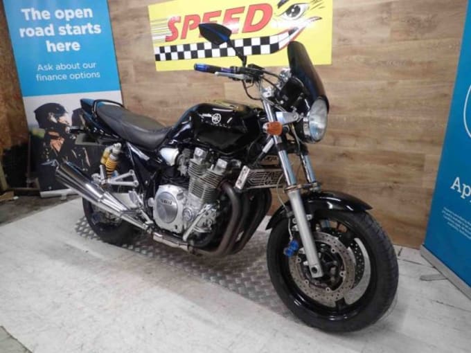 2025 Yamaha Xjr 1300