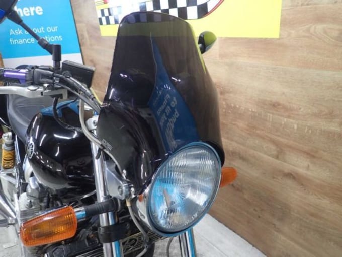2025 Yamaha Xjr 1300