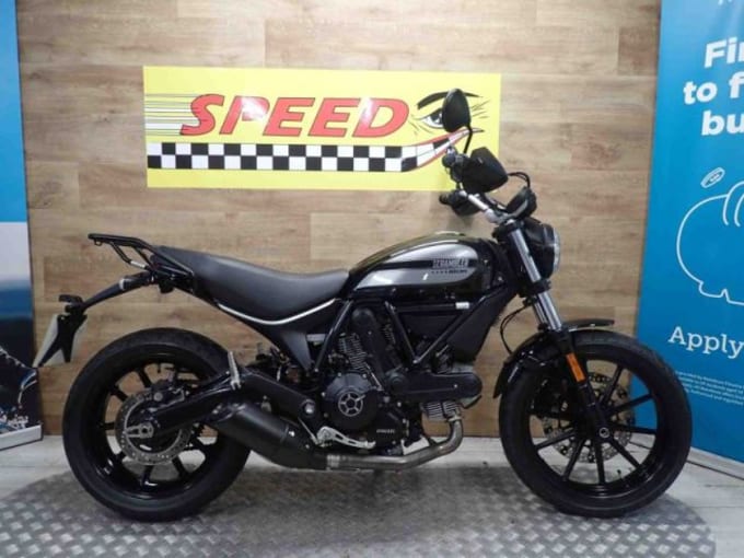2025 Ducati Scrambler Sixty2