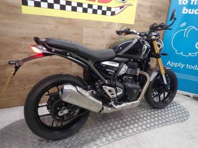 2025 Triumph Speed 400