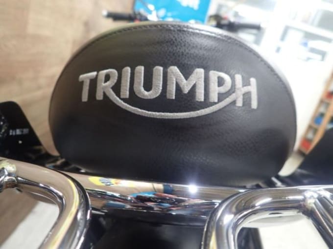 2025 Triumph Bonneville T120