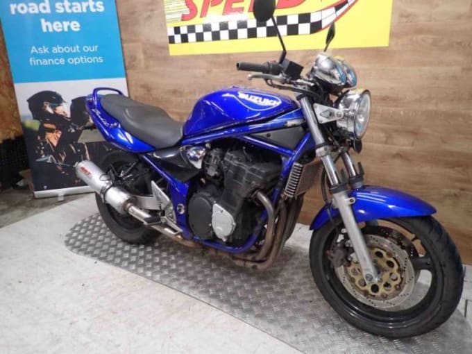 2025 Suzuki Gsf 600