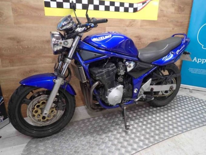 2025 Suzuki Gsf 600