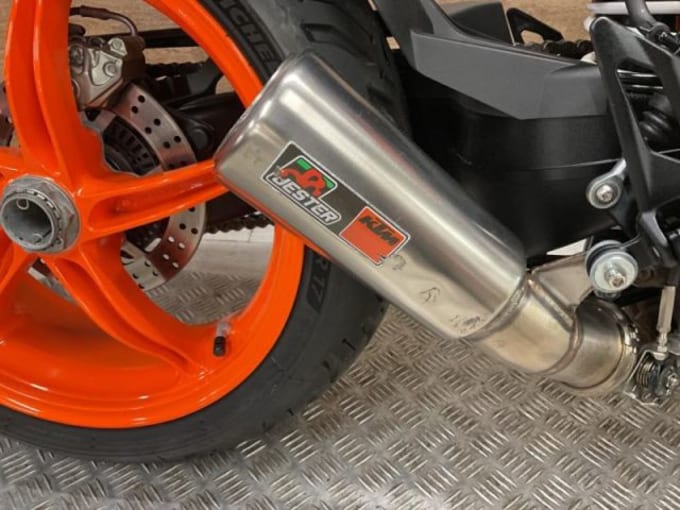 2025 Ktm 1290 Superduke R Evo 22