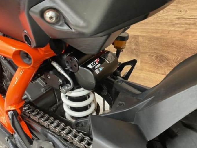 2025 Ktm 1290 Superduke R Evo 22