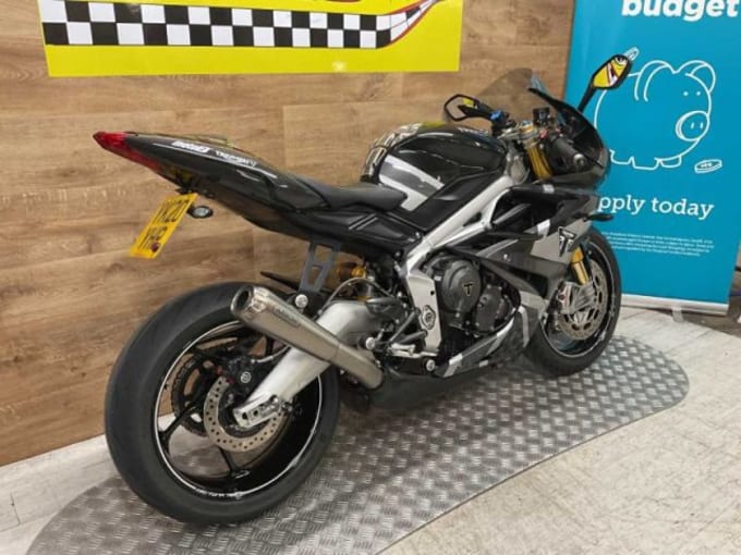 2025 Triumph Daytona Moto2 765