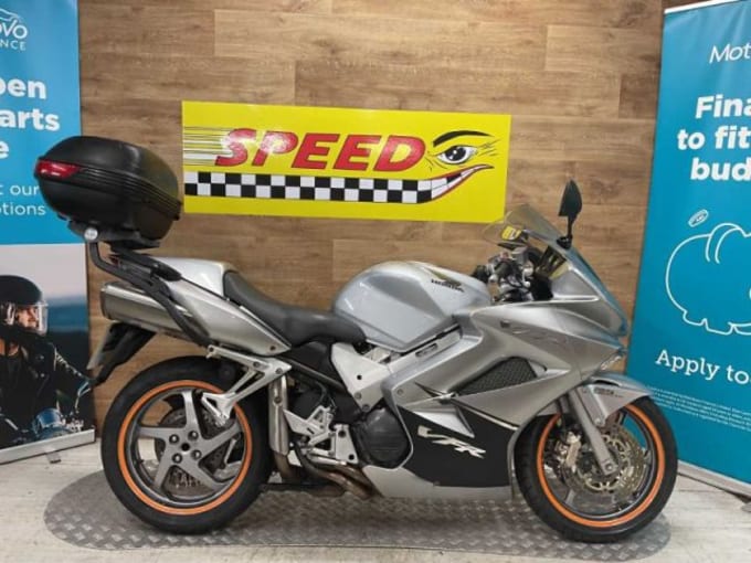 2025 Honda Vfr 800 A-6