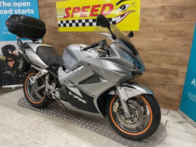 2025 Honda Vfr 800 A-6