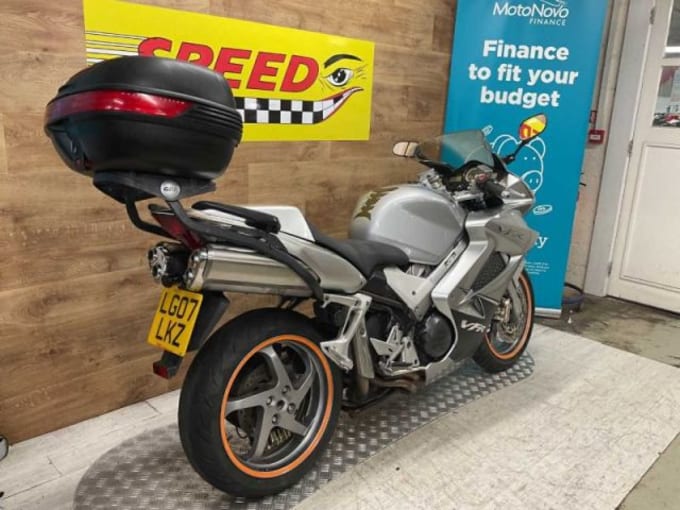 2025 Honda Vfr 800 A-6