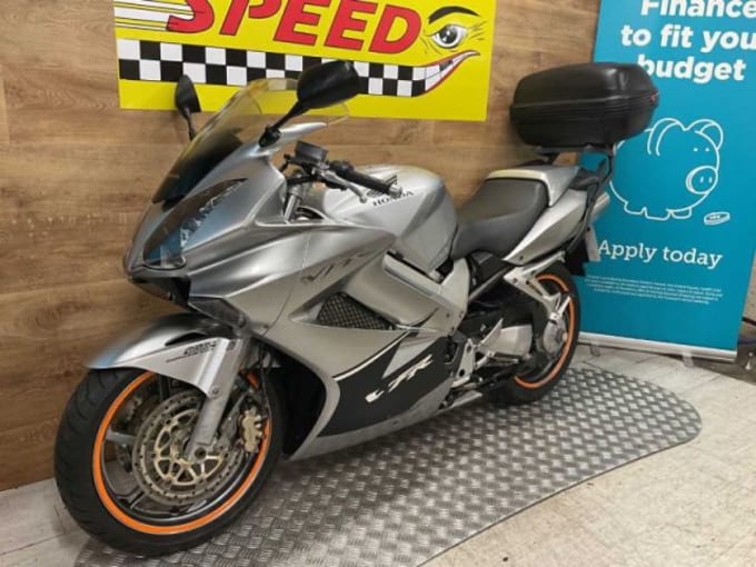 2025 Honda Vfr 800 A-6