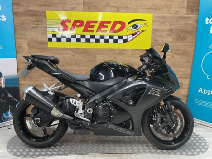 2025 Suzuki Gsxr 1000 K8