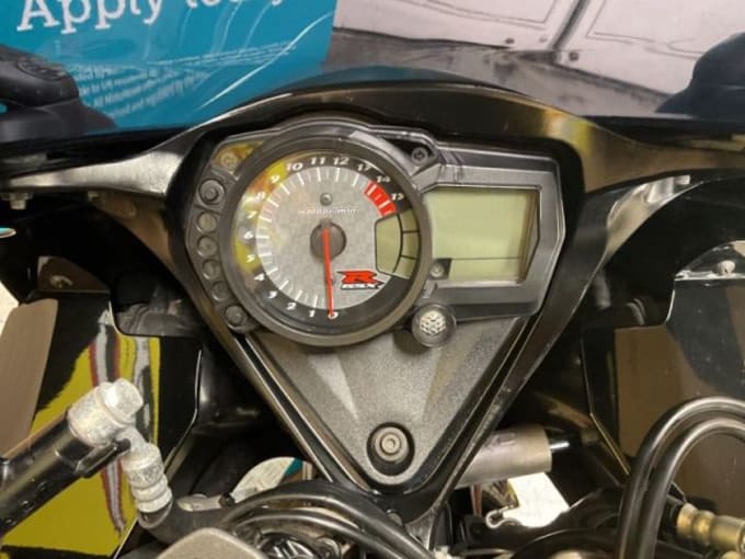 2025 Suzuki Gsxr 1000 K8