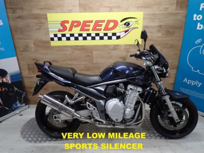 2025 Suzuki Gsf 1250 K7