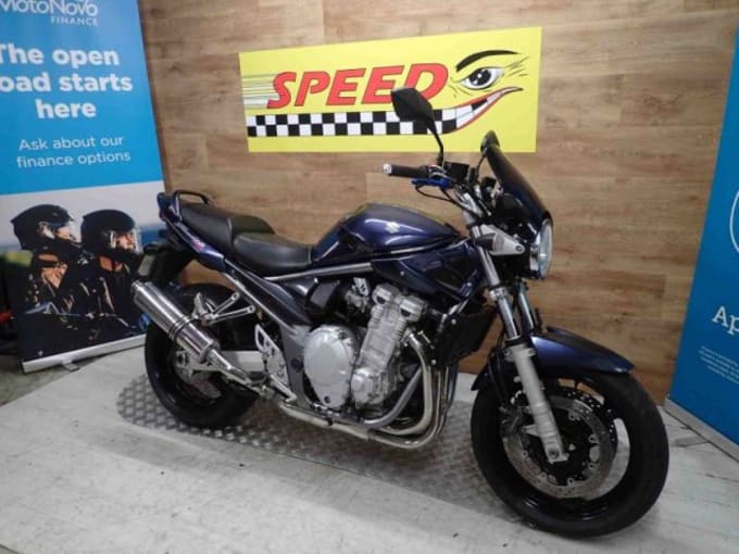 2025 Suzuki Gsf 1250 K7
