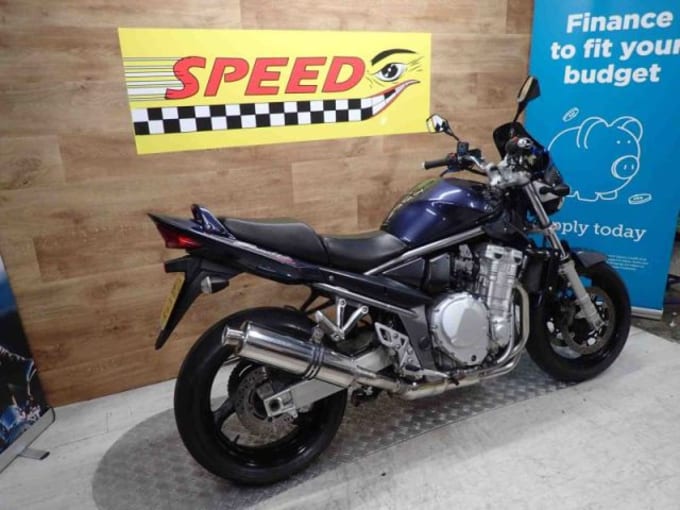 2025 Suzuki Gsf 1250 K7