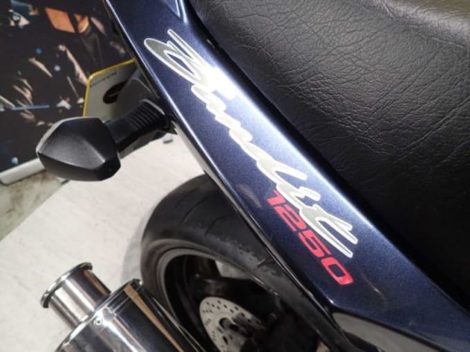 2025 Suzuki Gsf 1250 K7