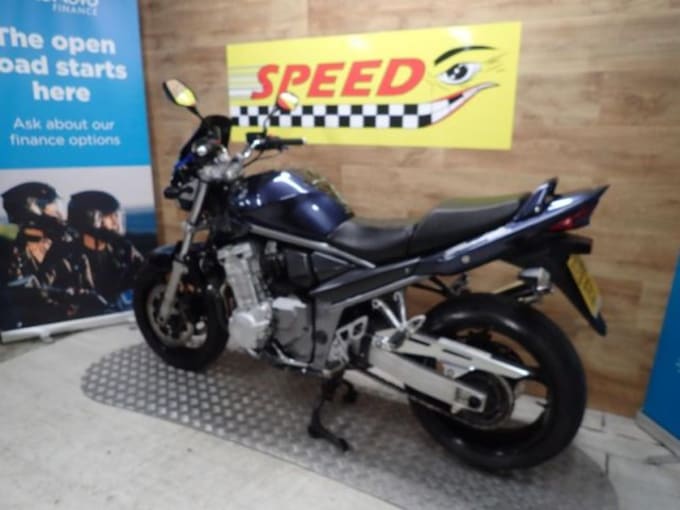 2025 Suzuki Gsf 1250 K7
