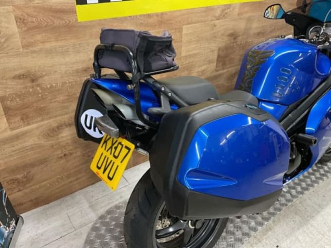 2025 Triumph Sprint St 1050