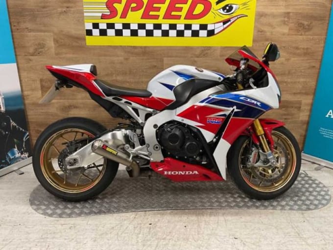 2025 Honda Cbr 1000 Sa-g