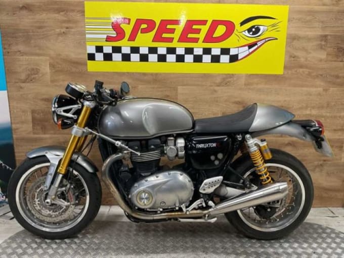 2025 Triumph Thruxton 1200 R