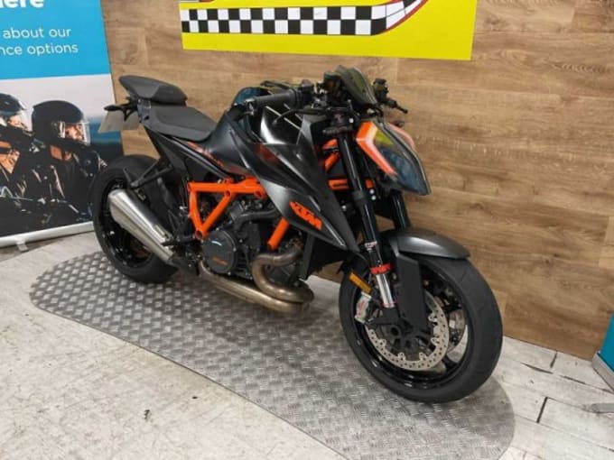 2025 Ktm 1290 Superduke R 20