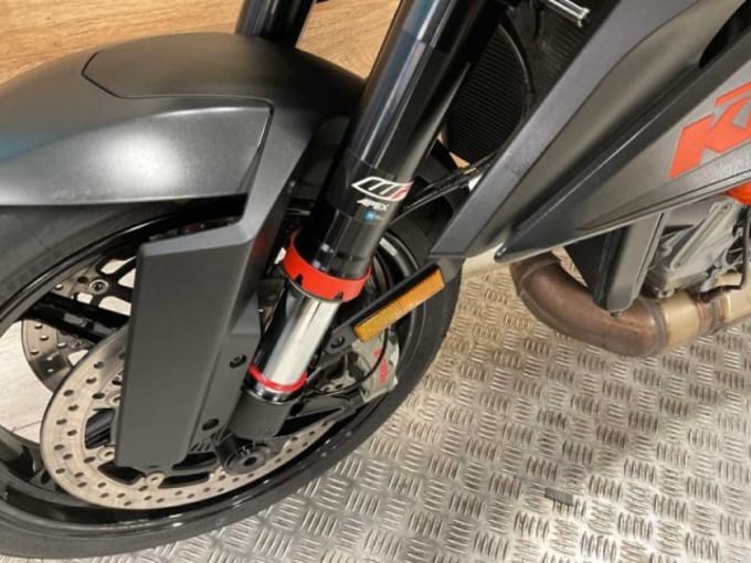 2025 Ktm 1290 Superduke R 20