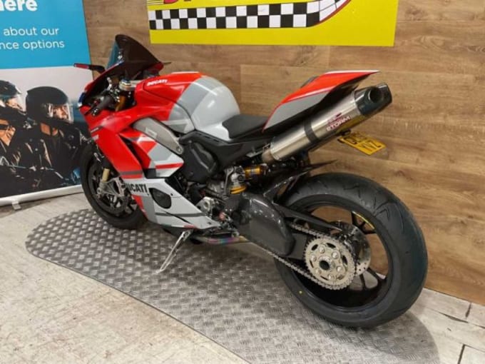 2025 Ducati Panigale V4 S