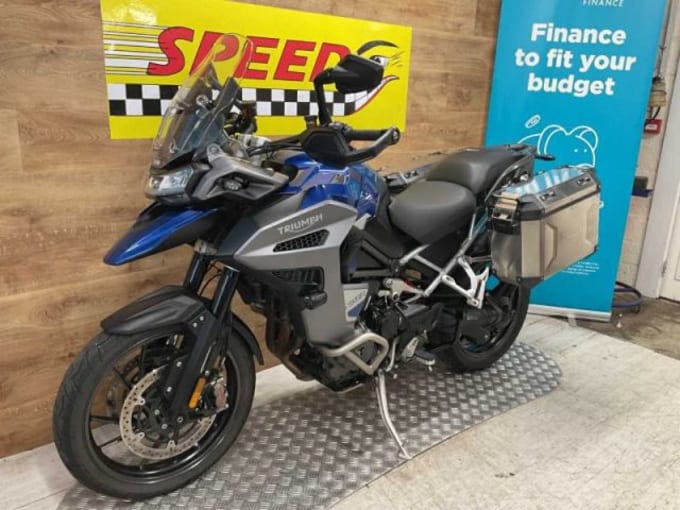 2025 Triumph Tiger 1200 Gt Explorer
