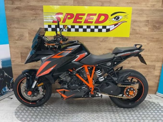 2025 Ktm 1290 Superduke Gt 18