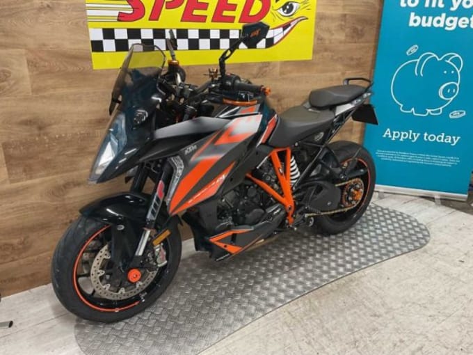 2025 Ktm 1290 Superduke Gt 18