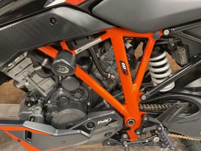 2025 Ktm 1290 Superduke Gt 18