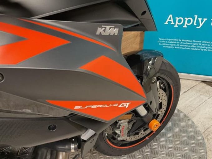 2025 Ktm 1290 Superduke Gt 18