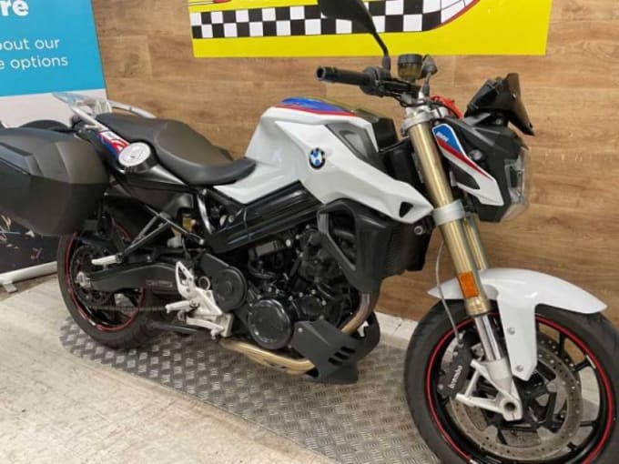 2025 BMW F 800 R