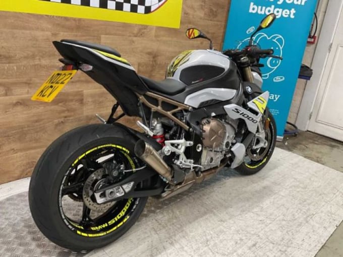 2025 BMW S 1000 R Sport