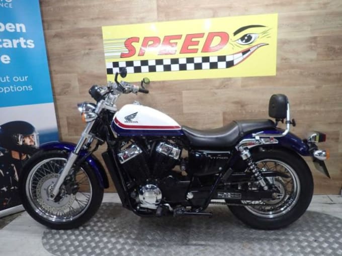 2025 Honda Vt 750