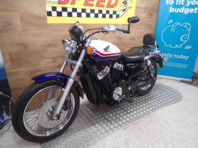 2025 Honda Vt 750