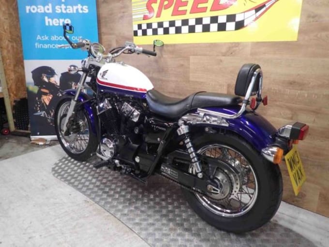 2025 Honda Vt 750