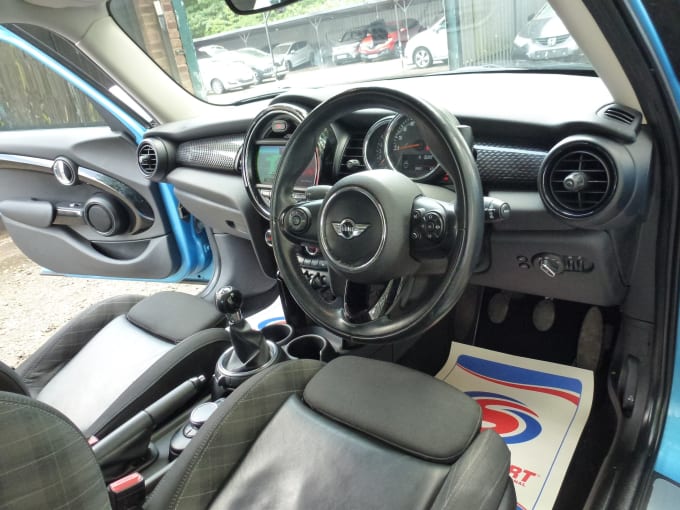 2025 Mini Hatch Cooper