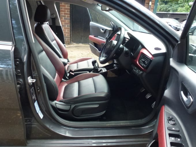 2025 Kia Rio