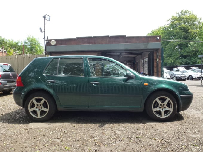 2025 Volkswagen Golf
