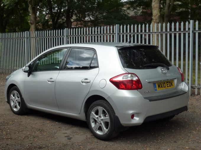2025 Toyota Auris