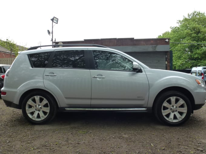 2025 Mitsubishi Outlander