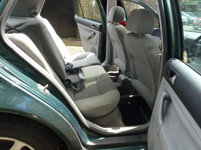 2025 Volkswagen Golf