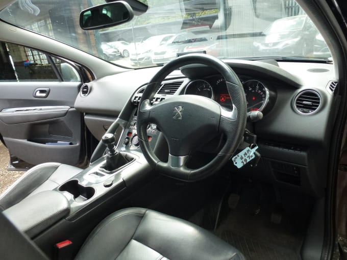 2025 Peugeot 3008