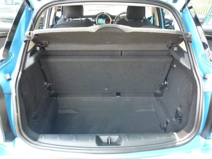 2025 Mini Hatch Cooper