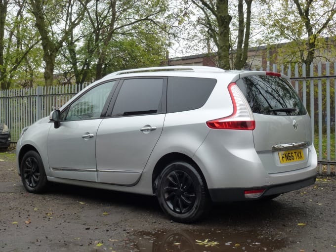 2016 Renault Scenic