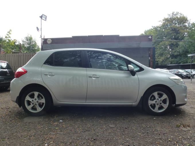 2025 Toyota Auris